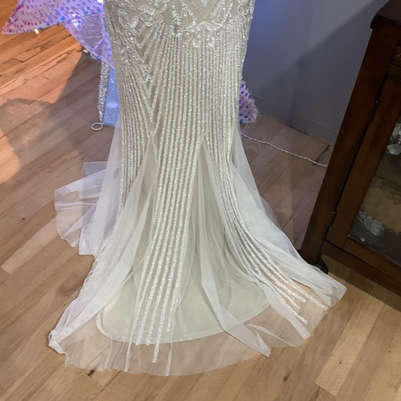 Dress size 2 - Picture 13 of 14